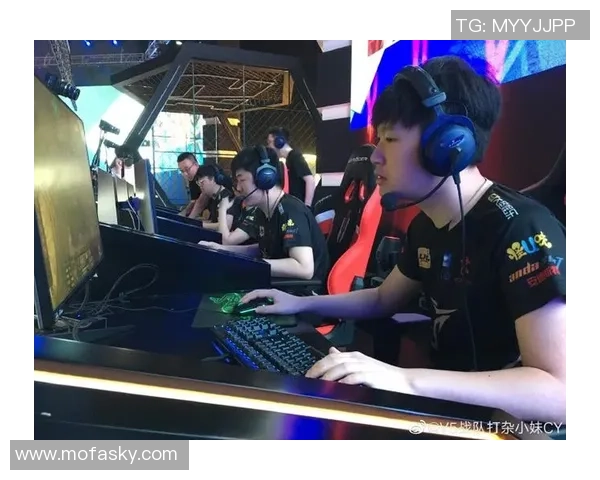 深入探讨EDG战队在比赛中的战术表现与数据分析方法